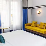 Plaza - Handwritten Collection Hotel 4*