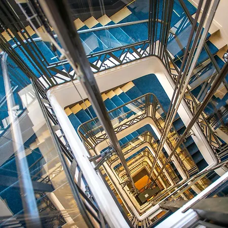 Plaza - Handwritten Collection Hotel