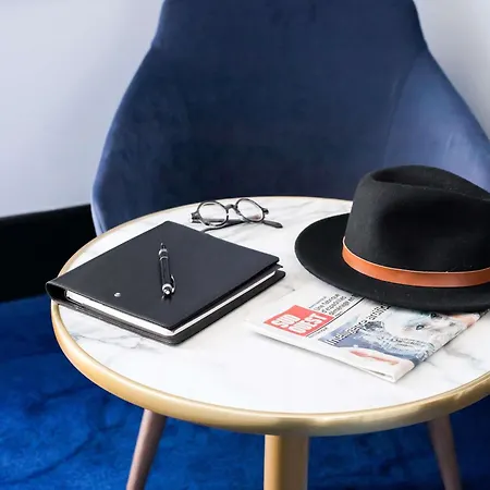 Plaza - Handwritten Collection Hotel