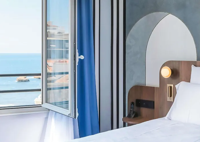 Plaza - Handwritten Collection Hotel Biarritz