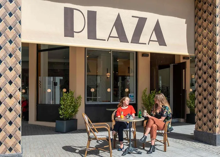 Plaza - Handwritten Collection Biarritz