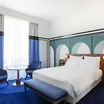 Hotel Plaza - Handwritten Collection