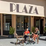 Hotel Plaza - Handwritten Collection 4*