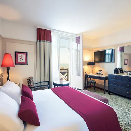 Plaza - Handwritten Collection Hotel