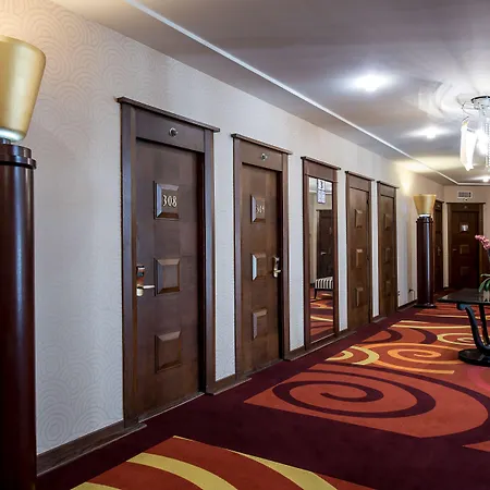 Plaza - Handwritten Collection Biarritz