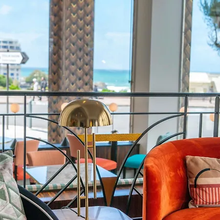 Hotel Plaza - Handwritten Collection Biarritz