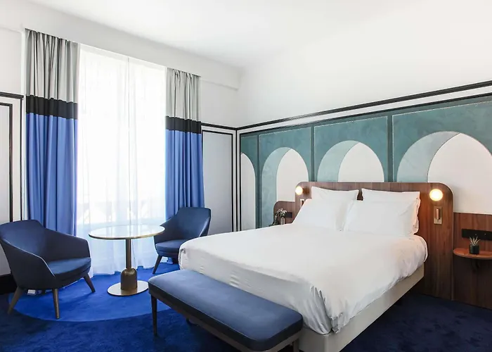 Ξενοδοχείο Plaza - Handwritten Collection